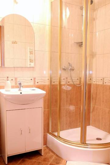 Фото номера Большой двухместный номер с 1 кроватью Мотели Hotel Lanckorona г. Енджеюв 5